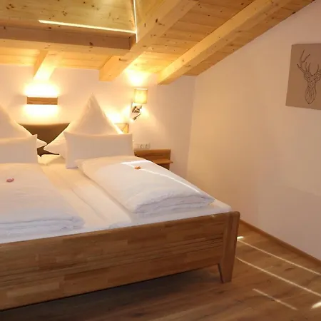 Апартаменты Ferienwohnung Loeslerpark